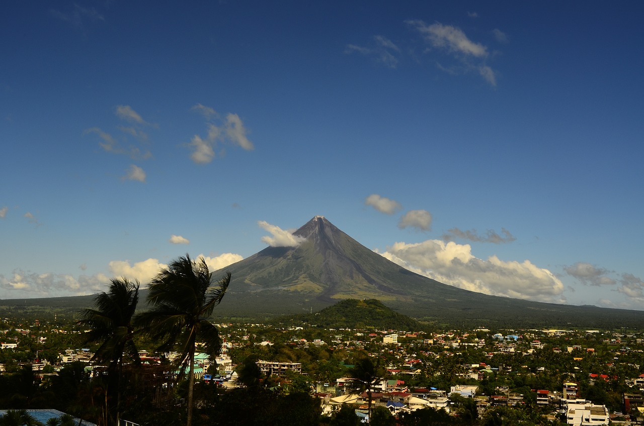 10 Best Places to Visit in the Philippines - Travel Video